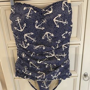 Betsey Johnson strapless swimsuit, size large, NWT